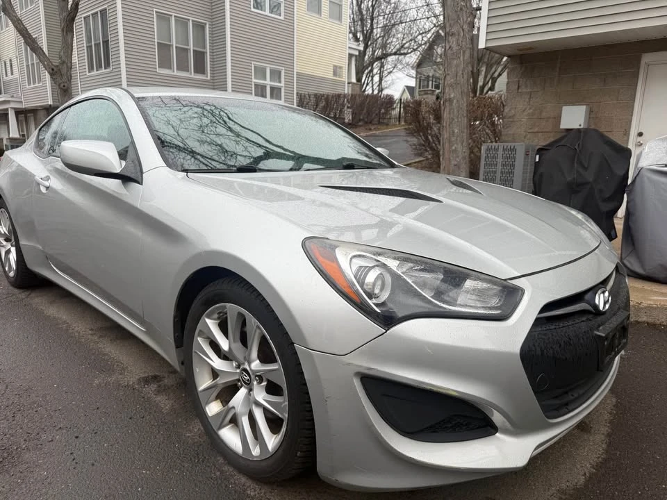 2013 Hyundai Genesis Coupe - Image 3 of 11