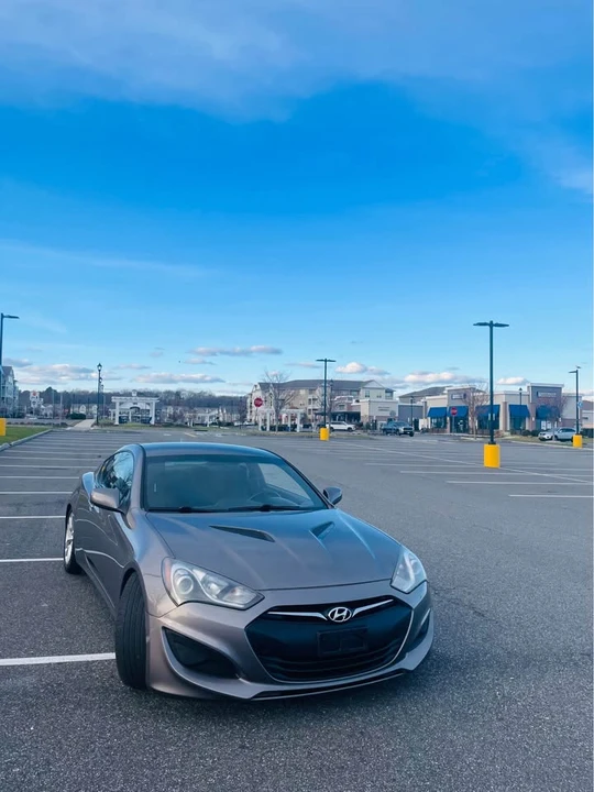 2013 Hyundai Genesis Coupe - Image 6 of 12