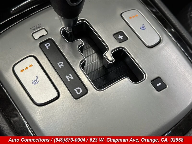 2013 Hyundai Genesis - Image 15 of 20