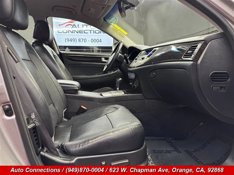 2013 Hyundai Genesis - Image 7 of 20