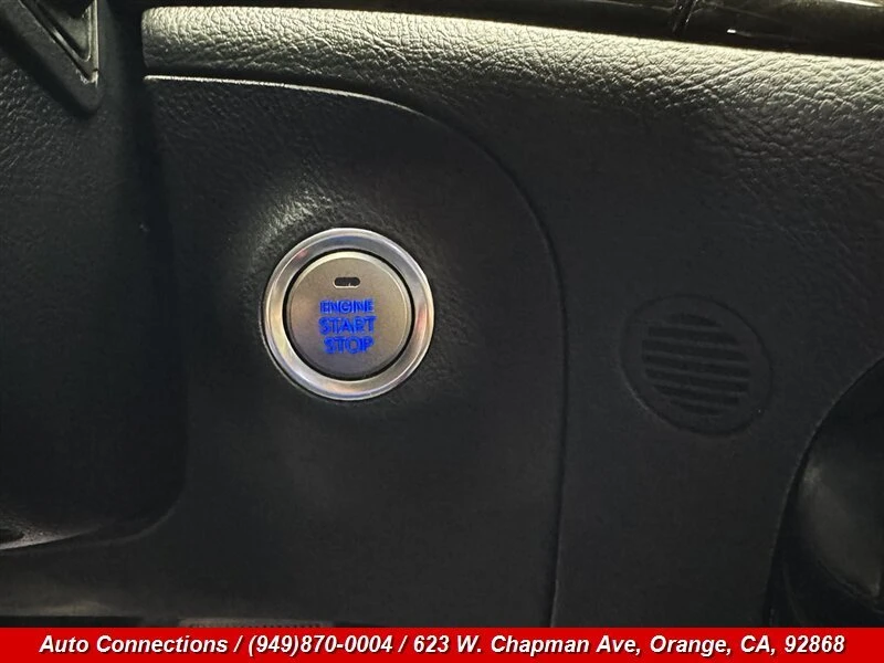 2013 Hyundai Genesis - Image 16 of 20