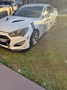 2013 Hyundai Genesis 3.8 Coupe