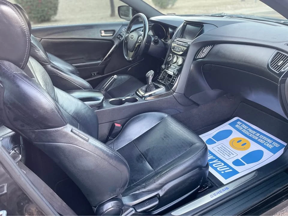 2013 Hyundai Genesis Coupe - Image 7 of 12