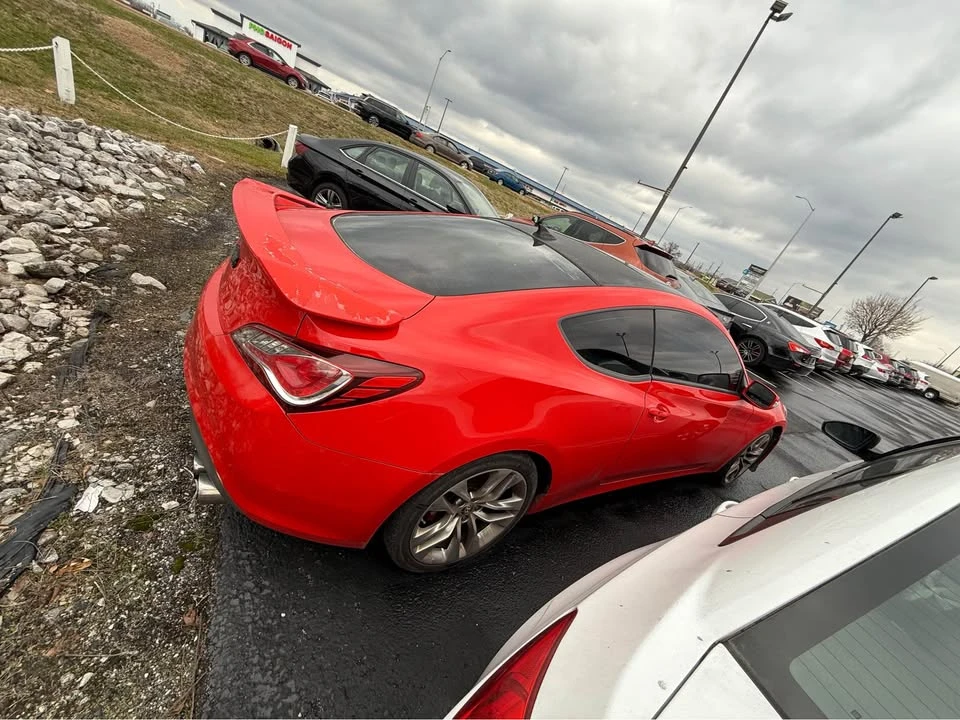 2013 Hyundai Genesis Coupe - Image 5 of 6