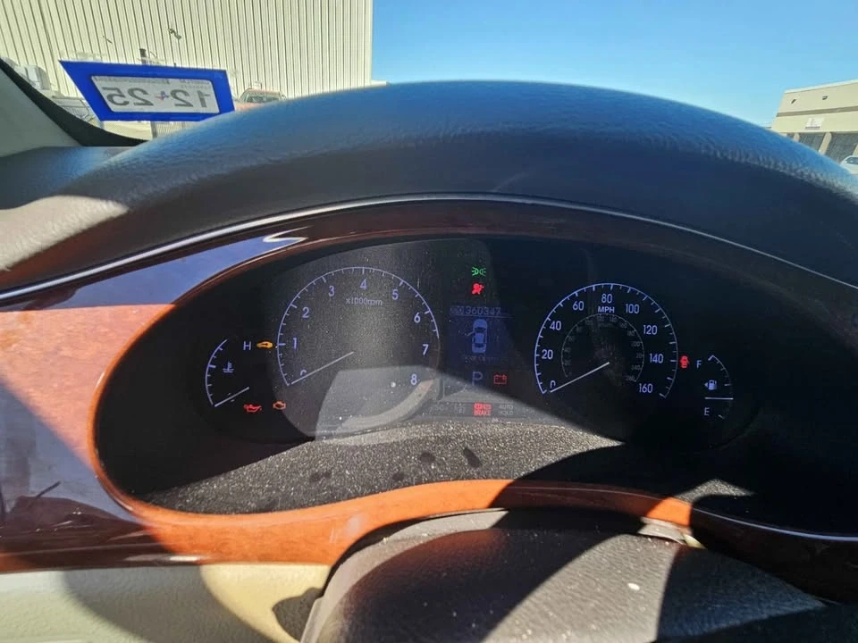 2013 Hyundai Genesis - Image 9 of 9