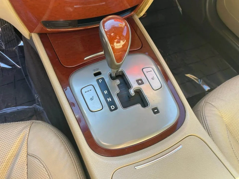 2013 Hyundai Genesis - Image 8 of 9