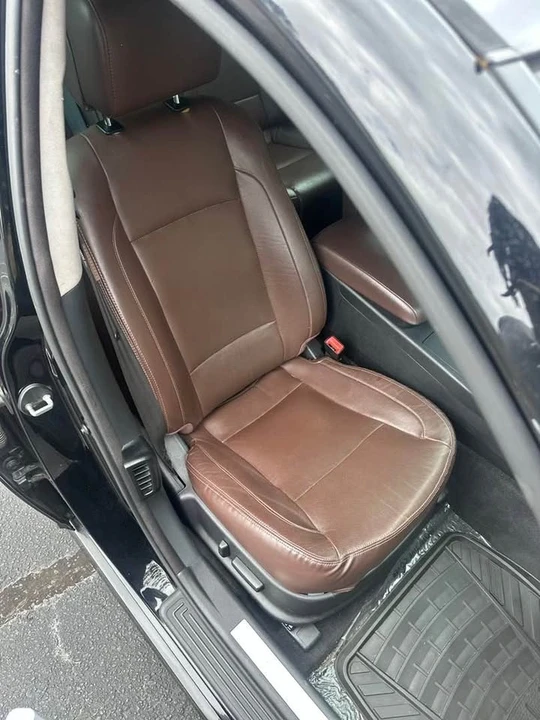 2013 Hyundai Genesis - Image 4 of 7
