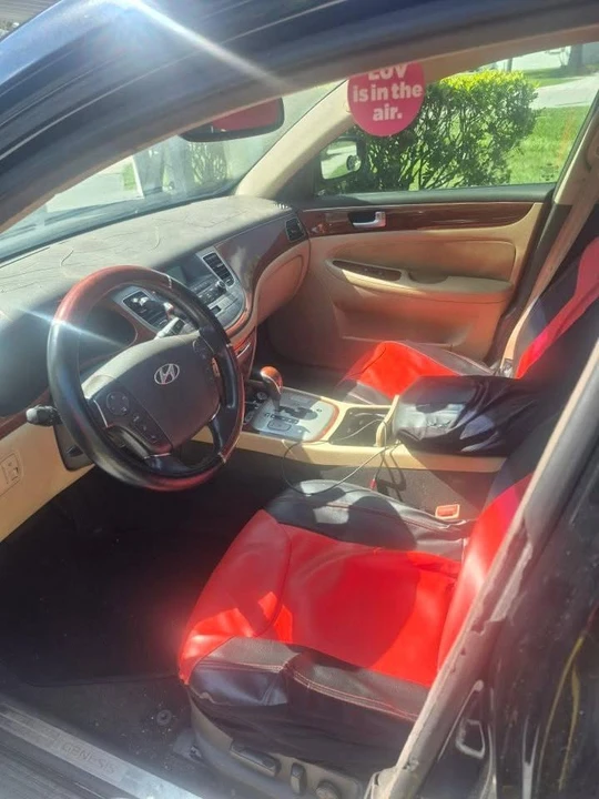 2013 Hyundai Genesis - Image 3 of 6