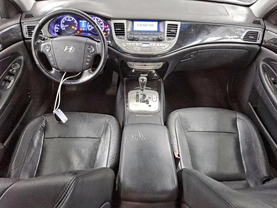 2013 Hyundai Genesis - Image 2 of 16