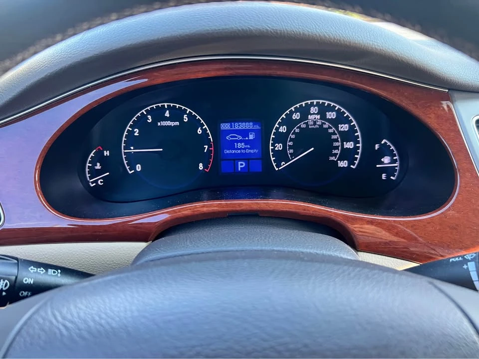 2013 Hyundai Genesis - Image 11 of 12