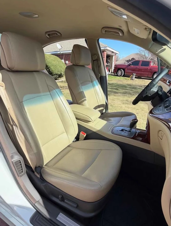2013 Hyundai Genesis - Image 10 of 19