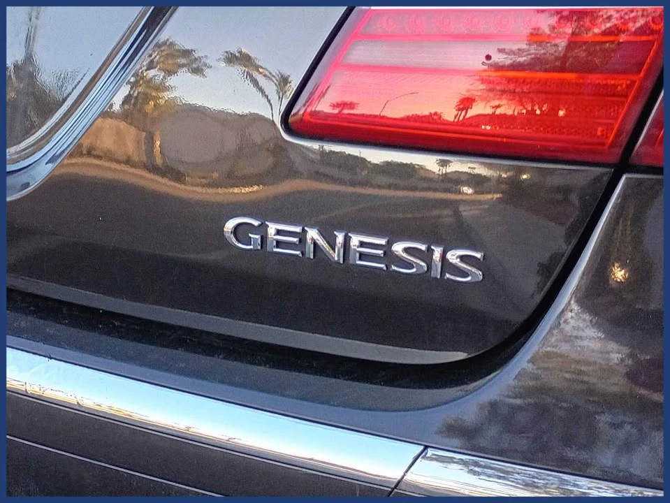 2013 Hyundai Genesis - Image 3 of 11