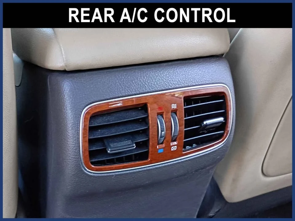2013 Hyundai Genesis - Image 8 of 11
