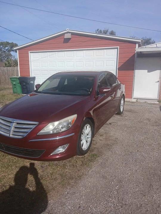 2013 Hyundai Genesis - Image 8 of 8