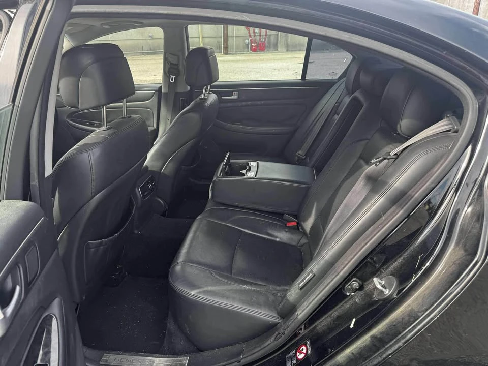 2013 Hyundai Genesis - Image 14 of 14