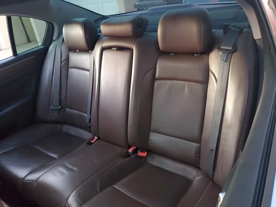 2013 Hyundai Genesis - Image 5 of 17