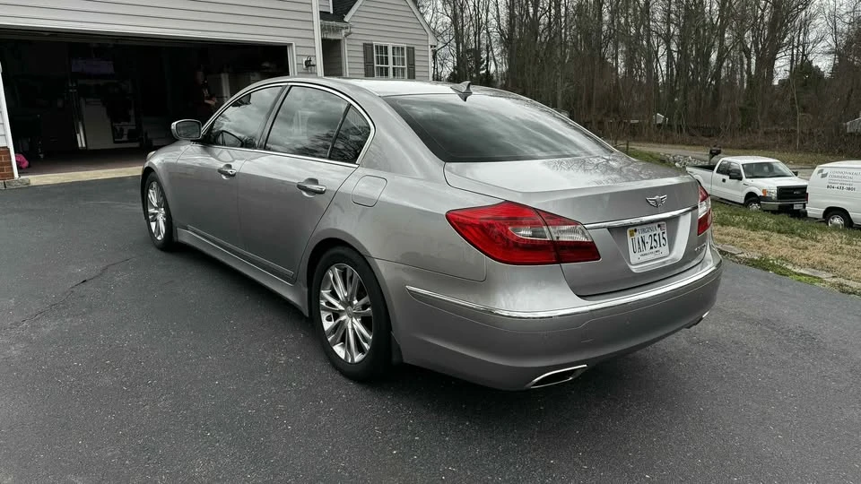 2013 Hyundai Genesis - Image 5 of 19