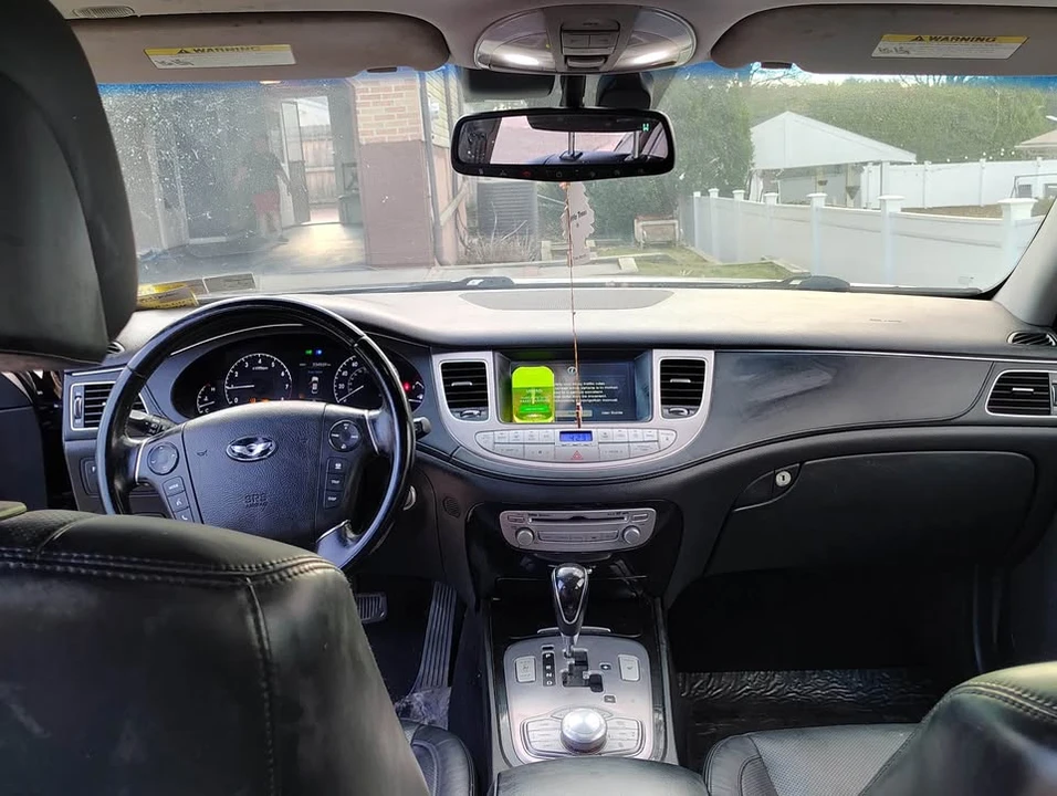 2013 Hyundai Genesis - Image 8 of 8