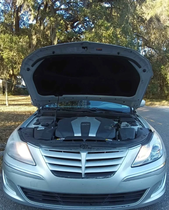 2013 Hyundai Genesis - Image 3 of 18