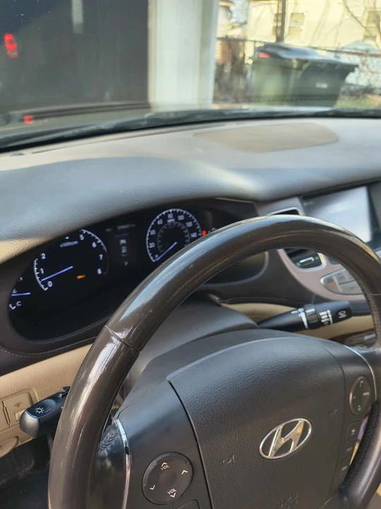 2013 Hyundai Genesis - Image 3 of 9