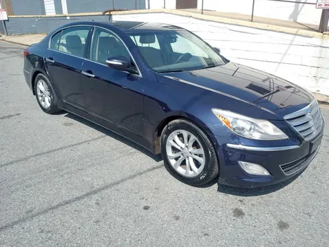 2013 Hyundai Genesis Sedan