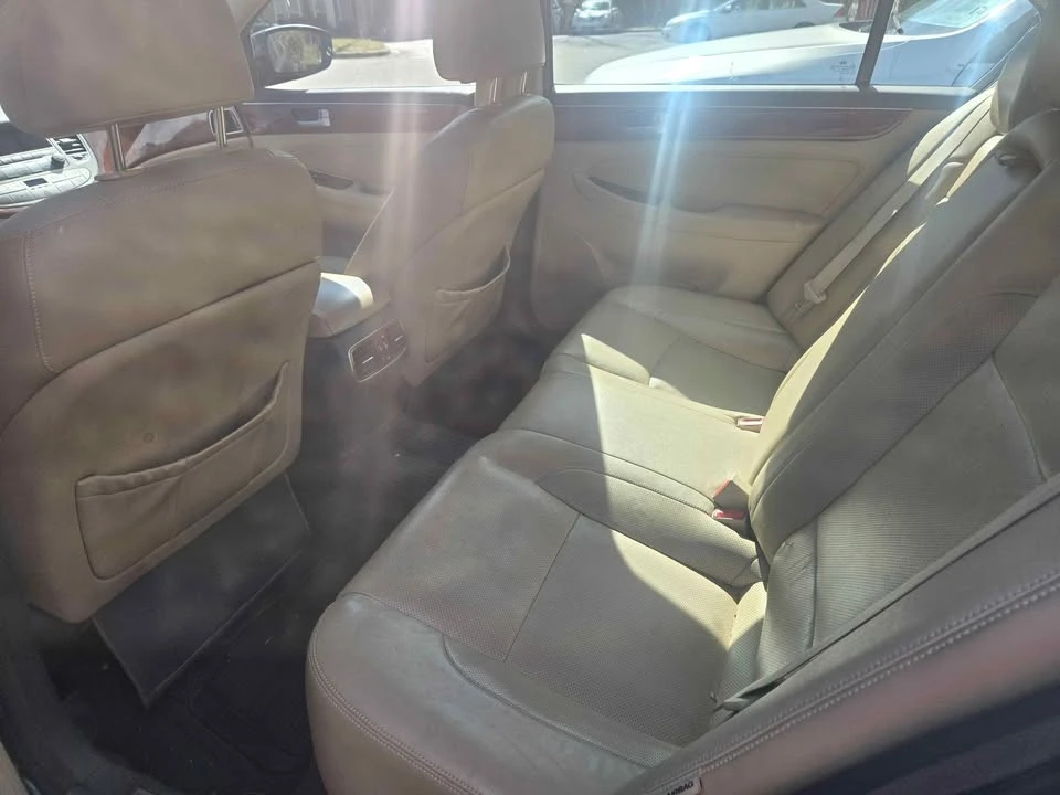 2013 Hyundai Genesis - Image 9 of 9