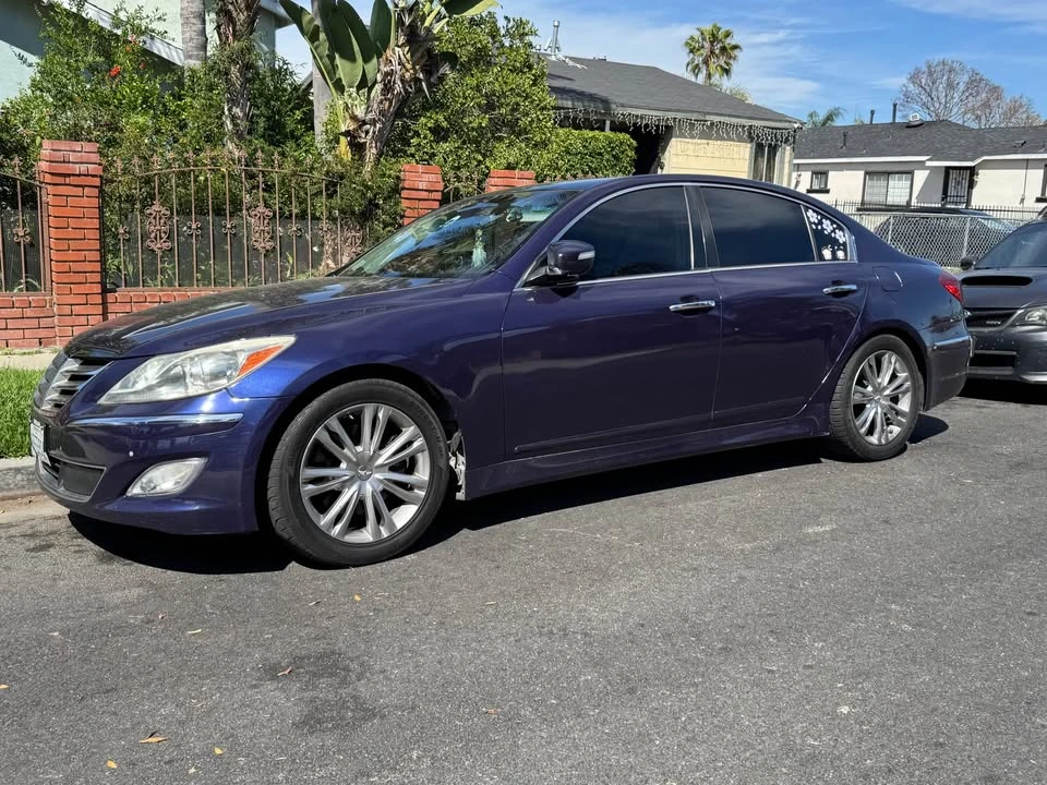 2013 Hyundai Genesis - Image 7 of 7