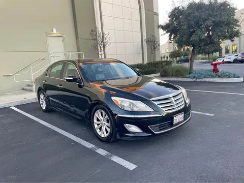 2013 Hyundai Genesis 3.8 Sedan