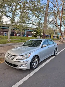 2013 Hyundai Genesis 3.8 Sedan