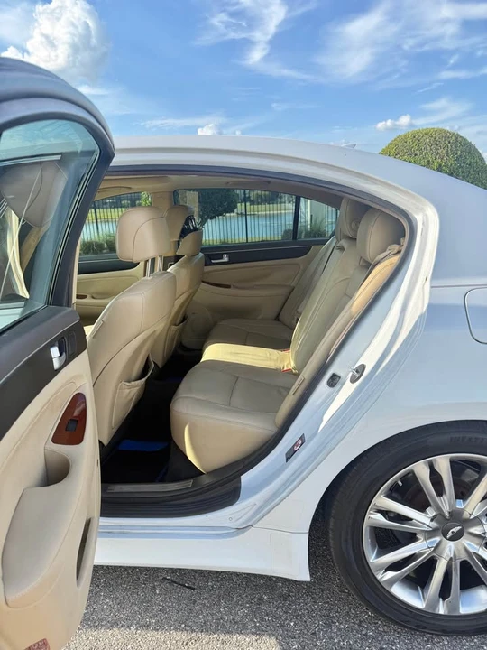 2013 Hyundai Genesis - Image 6 of 6