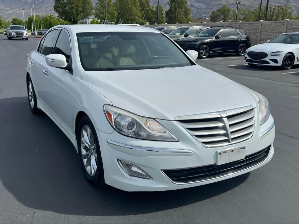 2013 Hyundai Genesis - Image 3 of 20