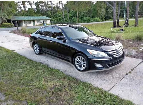 2013 Hyundai Genesis 3.8 Sedan