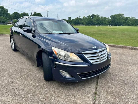 2013 Hyundai Genesis 3.8 Sedan