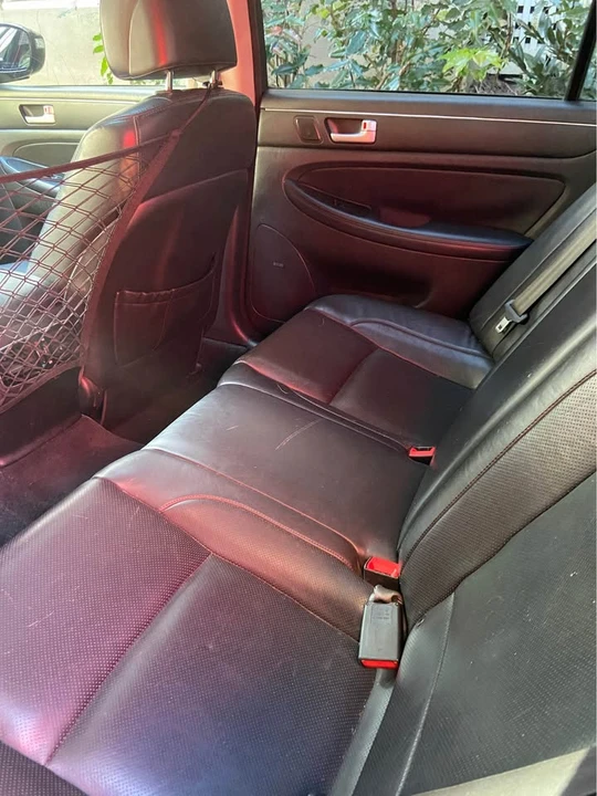 2013 Hyundai Genesis - Image 4 of 15