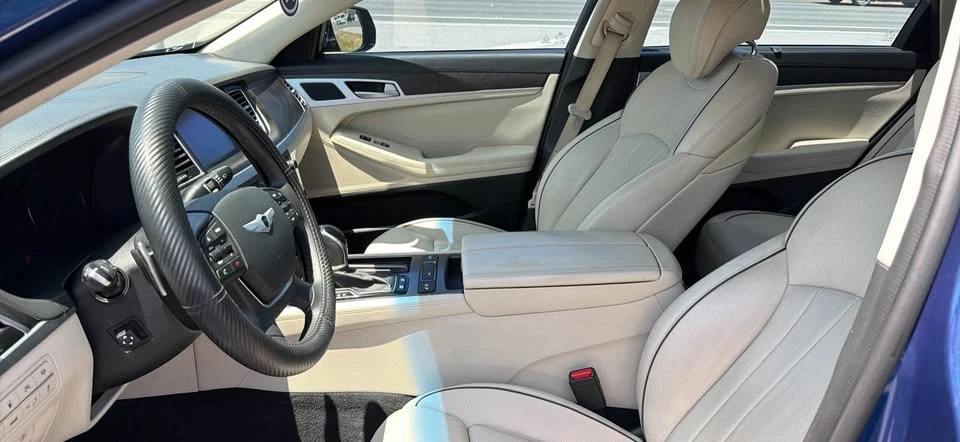 2013 Hyundai Genesis - Image 5 of 9