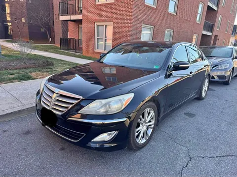 2013 Hyundai Genesis 3.8 Sedan