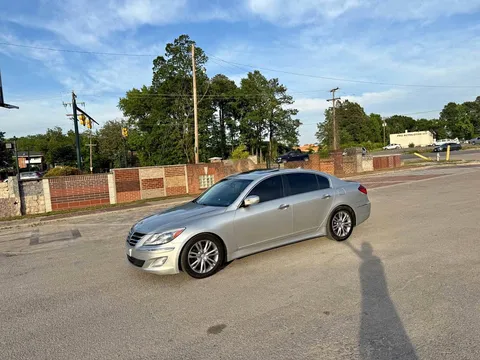 2013 Hyundai Genesis 3.8 Sedan