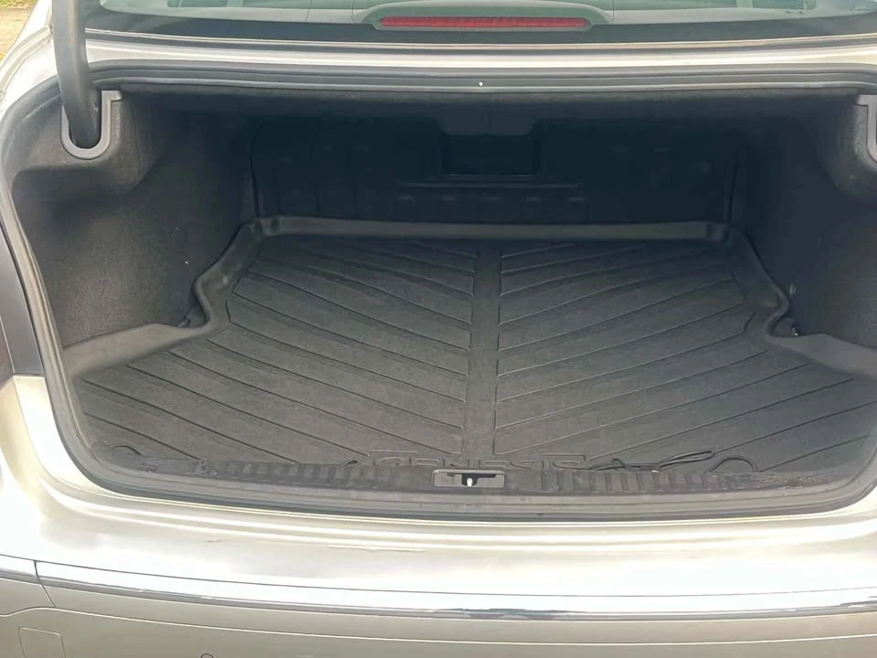 2013 Hyundai Genesis - Image 5 of 13