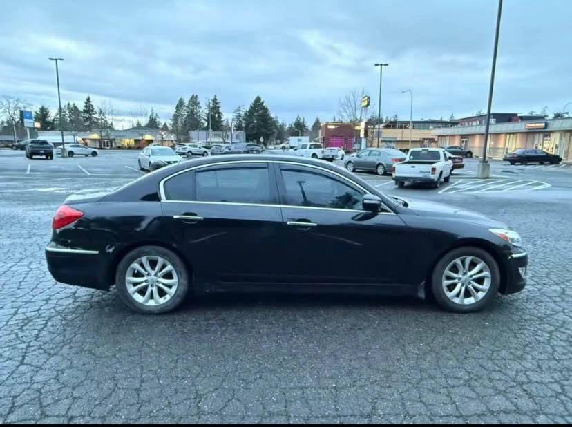 2013 Hyundai Genesis - Image 8 of 8