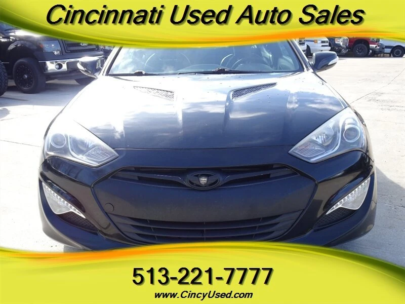 2013 Hyundai Genesis - Image 2 of 20