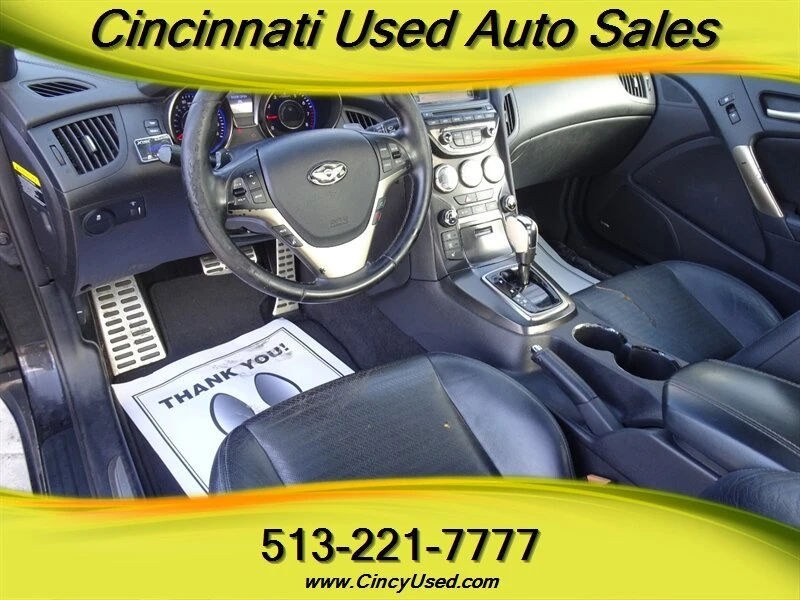 2013 Hyundai Genesis - Image 10 of 20