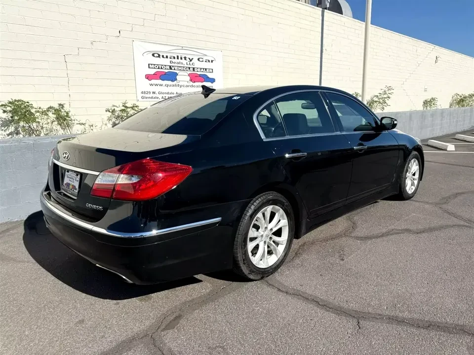 2013 Hyundai Genesis - Image 10 of 10