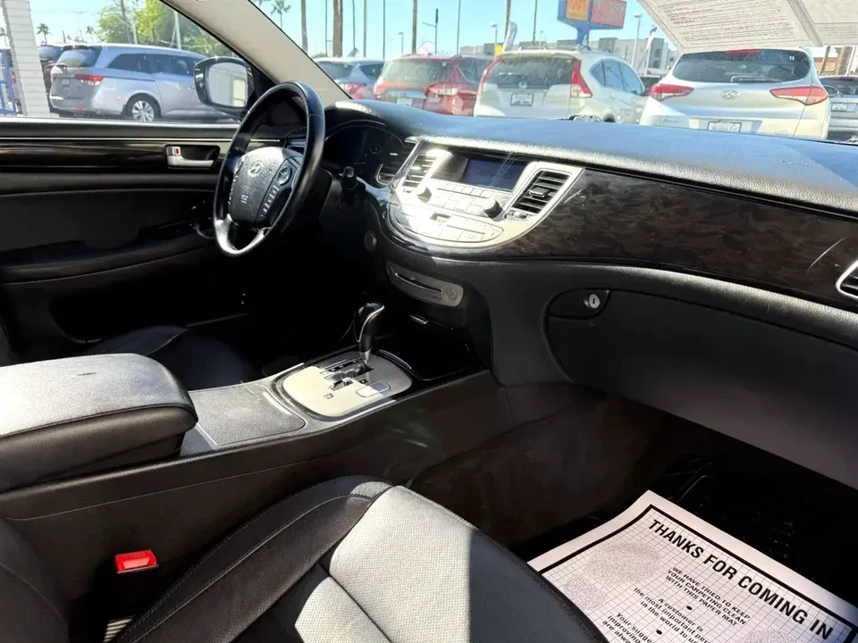 2013 Hyundai Genesis - Image 5 of 10