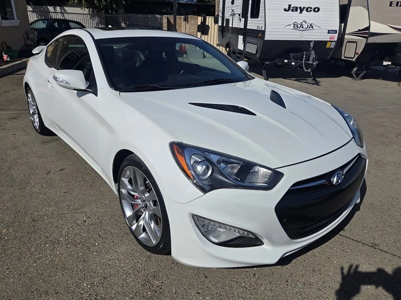 2013 Hyundai Genesis Coupe - Image 5 of 19