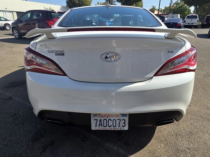 2013 Hyundai Genesis Coupe - Image 7 of 19