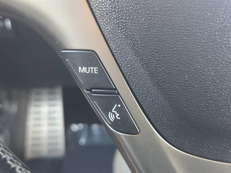 2013 Hyundai Genesis Coupe - Image 19 of 19