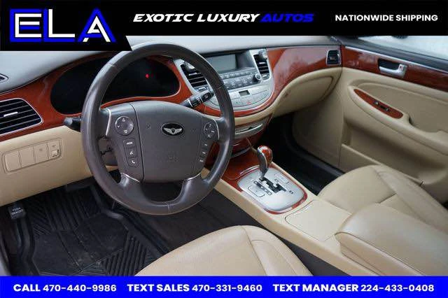 2013 Hyundai Genesis - Image 2 of 12