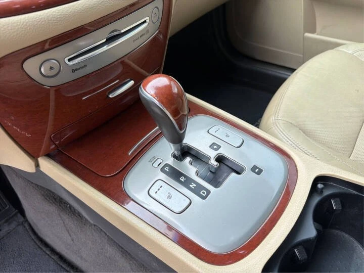 2013 Hyundai Genesis - Image 17 of 17