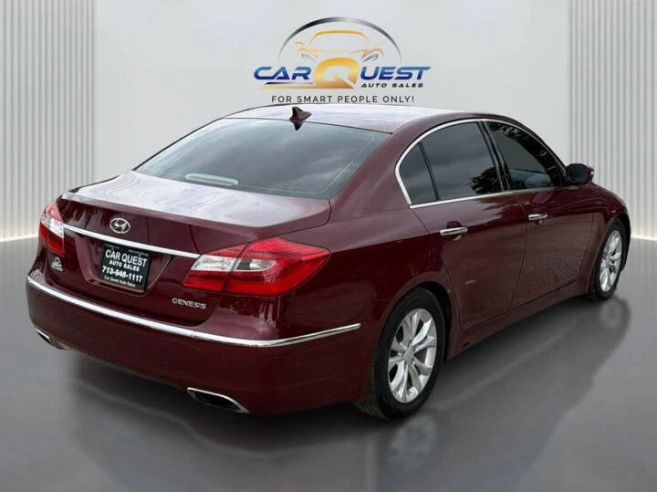 2013 Hyundai Genesis - Image 5 of 17