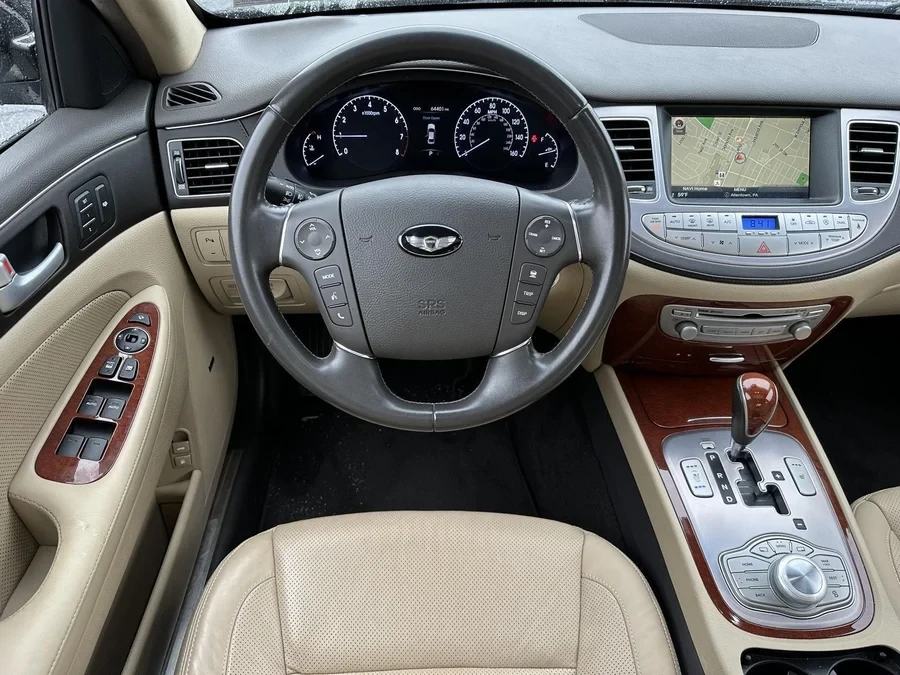 2013 Hyundai Genesis - Image 9 of 10